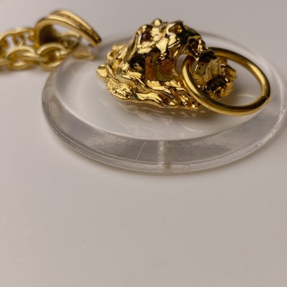Vintage Art Signed Gold Lion Head Door Knocker Round Lucite Gold Chain Necklace - Picture 3 of 12